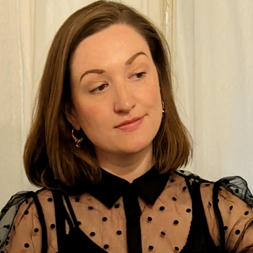 Meet your Posher, Julia